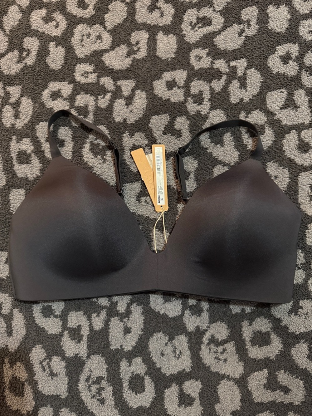 SKIMS Wireless Form T-Shirt Bra - 40C